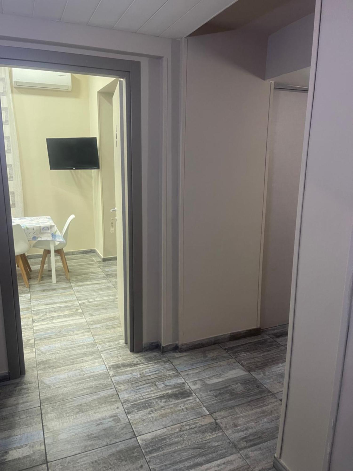 B&B Chez Moi Νάπολη Εξωτερικό φωτογραφία