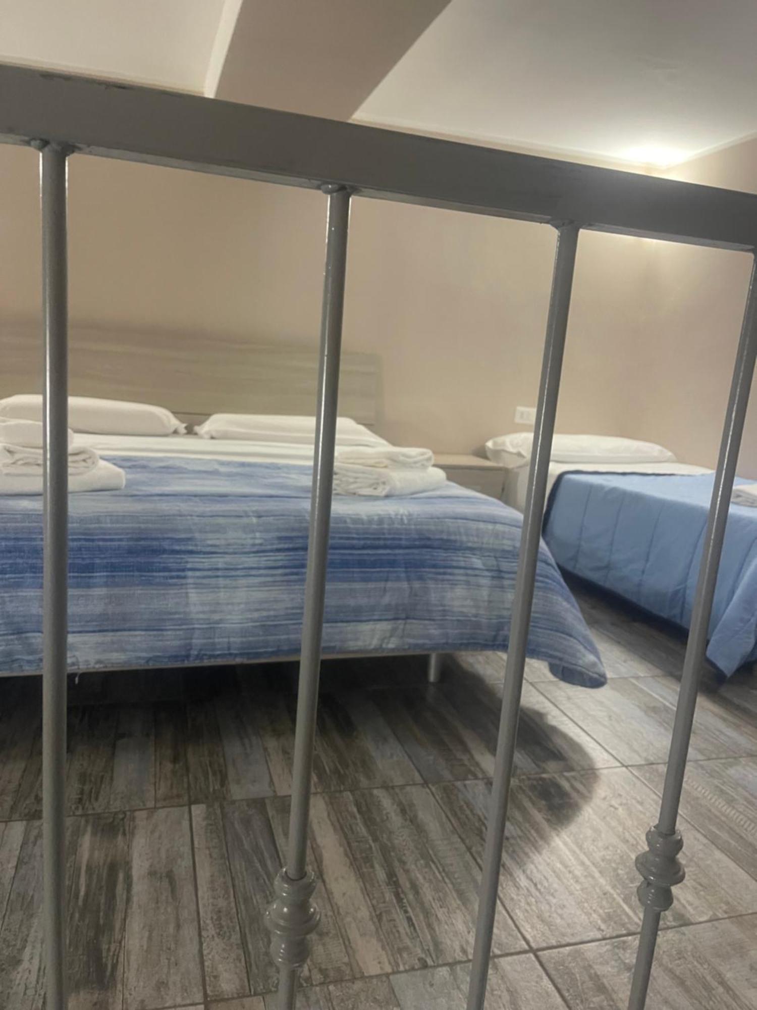 B&B Chez Moi Νάπολη Εξωτερικό φωτογραφία