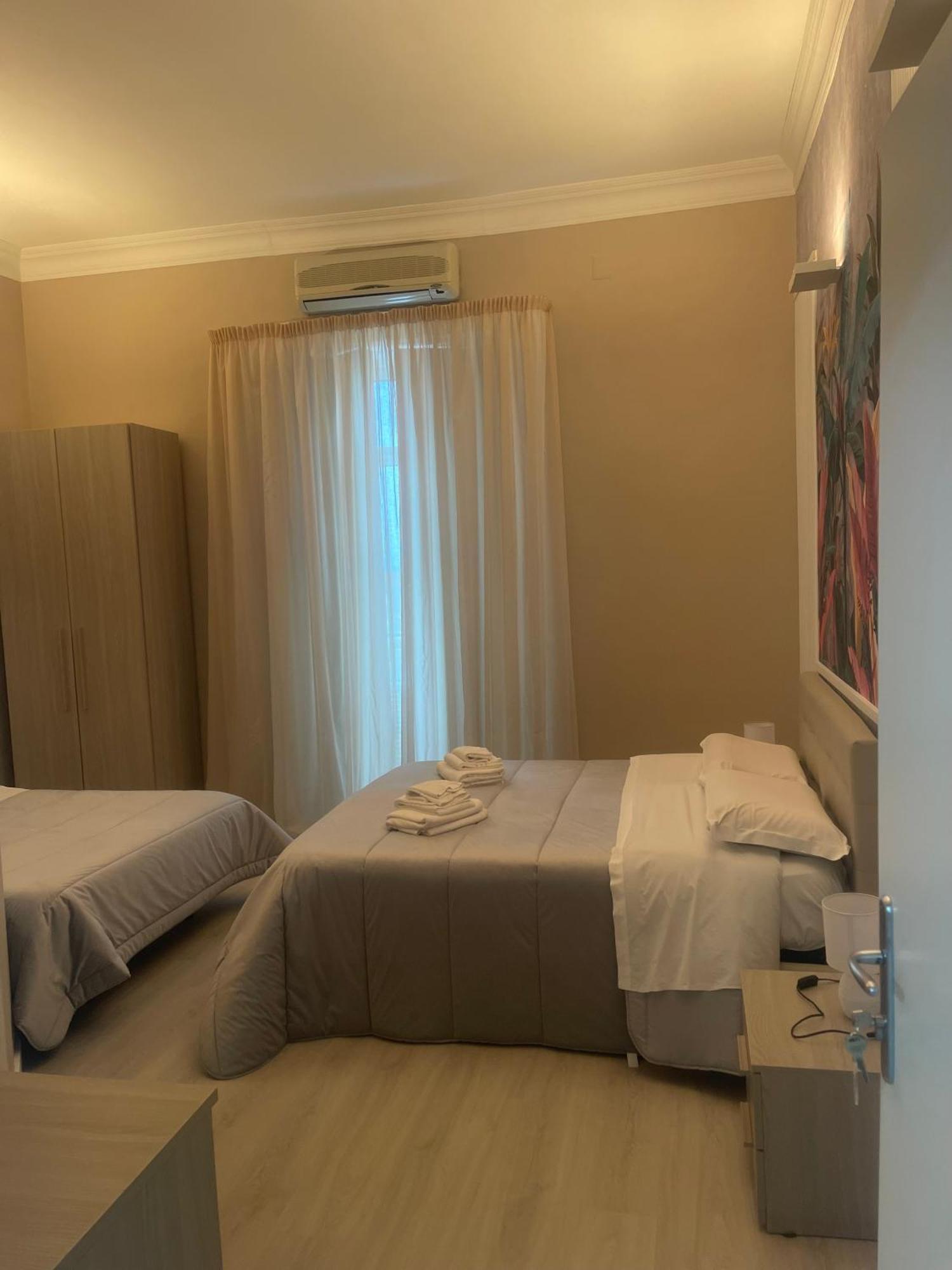 B&B Chez Moi Νάπολη Εξωτερικό φωτογραφία