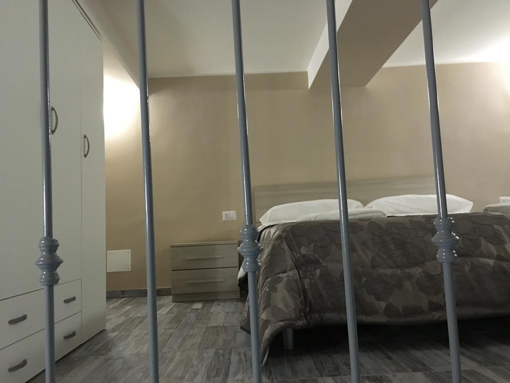 B&B Chez Moi Νάπολη Εξωτερικό φωτογραφία